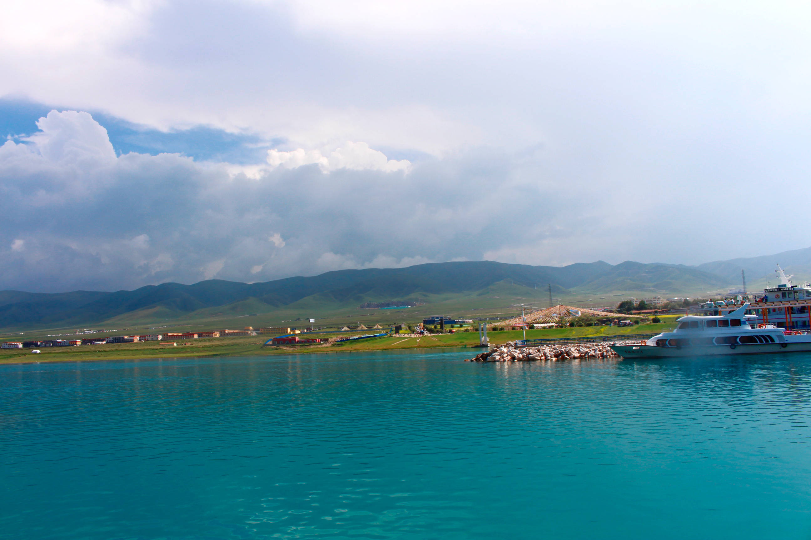 大地致敬三十岁环中国行之青海湖