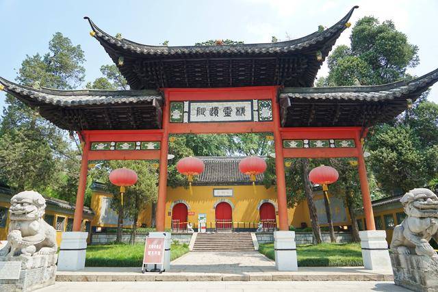 日本人为何喜欢这座中国古刹?不远万里送来舍利子和天皇的香炉_大明寺