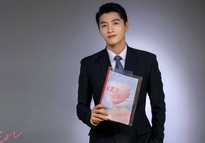 原创周雨彤霸道女总裁剧来袭,演员阵容颜值一个比一个高,熬夜也要追