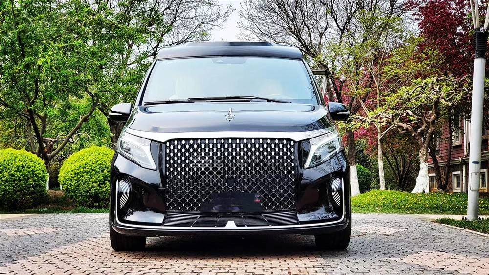 价格较高全国限量发售奔驰克蒂圣母峰凯旋版