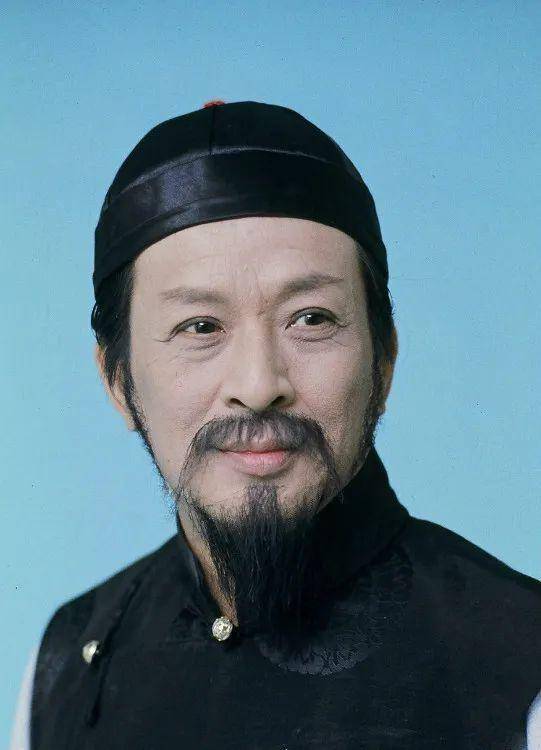 原创书剑恩仇录44年片中演员有人成著名主持人有人皈依佛门