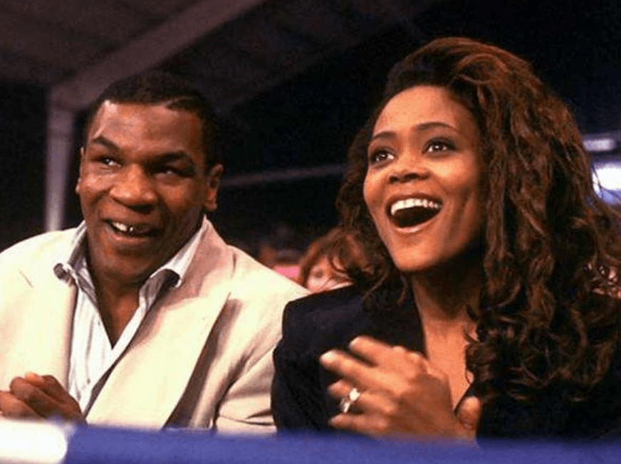 和泰森在一起是什么感受?吉文斯:有时他让我很难受