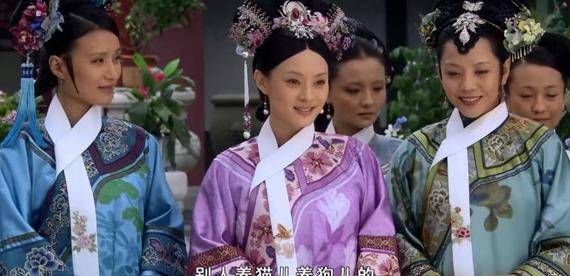 原创甄嬛传:嫔妃养宠物,皇后养猫,甄嬛养鸟,为何敬妃却养只乌龟?