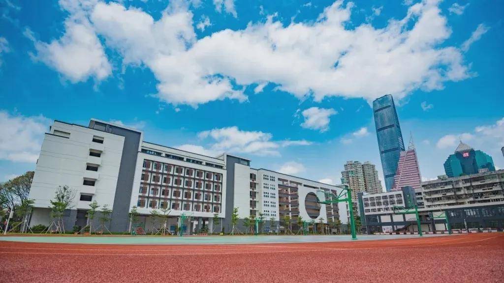以研促教 课改求索不止 | 深圳市罗湖高级中学混合式自主学习研讨课