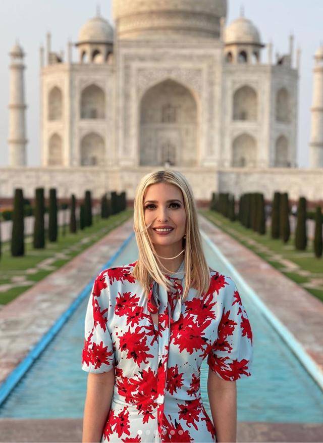 美国公主和"第一夫人"之间的较量,相差11岁的母女,谁可以赢?_梅拉尼娅