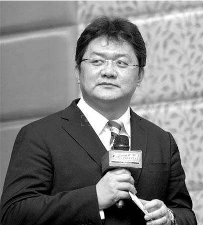 张斌百角恋曝光敢大闹央视的原配为何不敢理逼宫的程雨涵