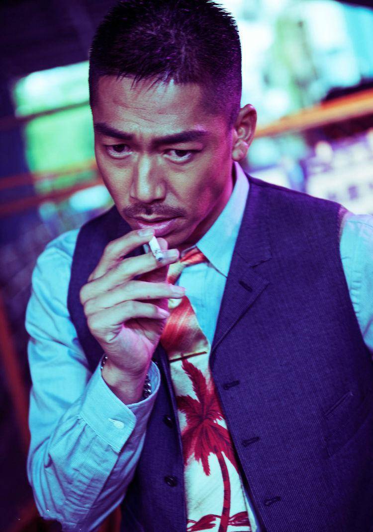 林志玲日本老公一脸痞像,颜值才华都输黄渤,为何能抱得女神归?_黑泽