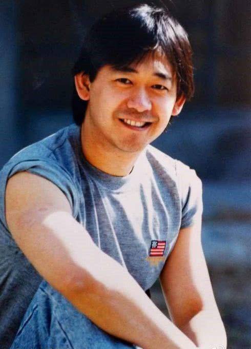 长得帅又专情,娶高中同学26年越来越恩爱,现51岁成人生赢家_姜武