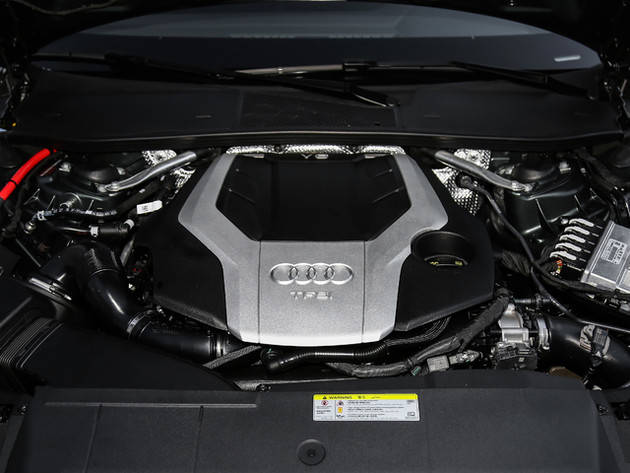 奥迪旗舰轿车国产来了,加长后轴距超a8,3.0t5.3秒破百价格到位