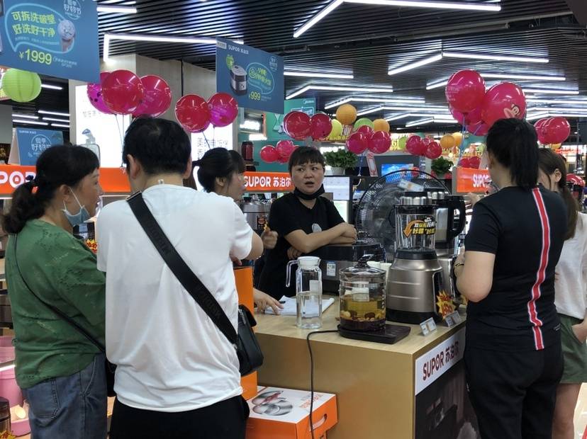 疫情后真正第一个旺销场景终于复苏 贵州苏宁线下单日突破6000万_销售