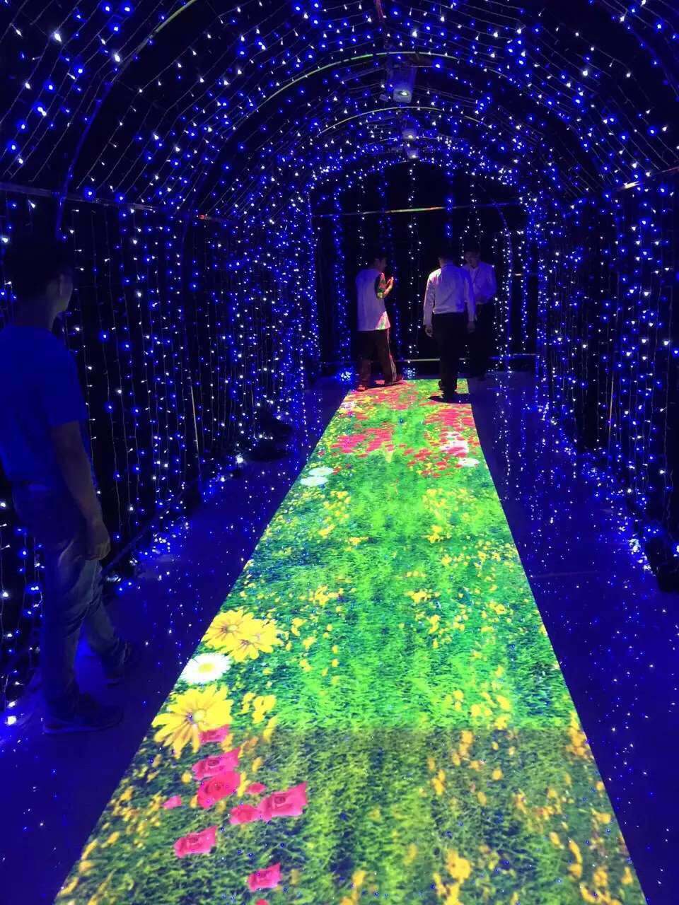 结合了vr,ar,mr等技术的地面互动投影到底是什么?_效果