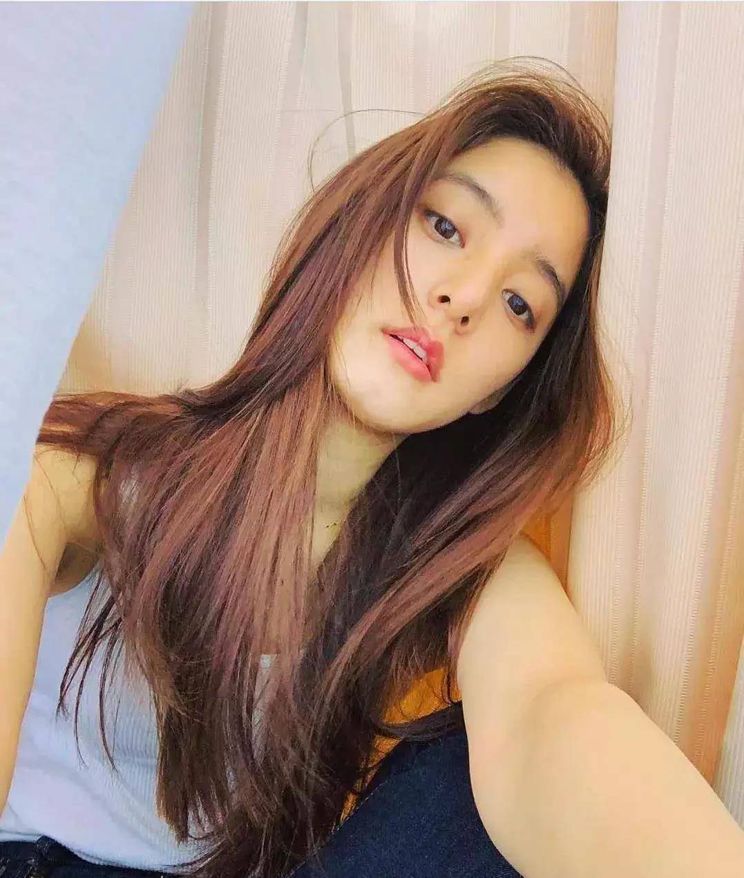 原创日本新一代女神新木优子长腿玉背她的穿搭很适合大家学习