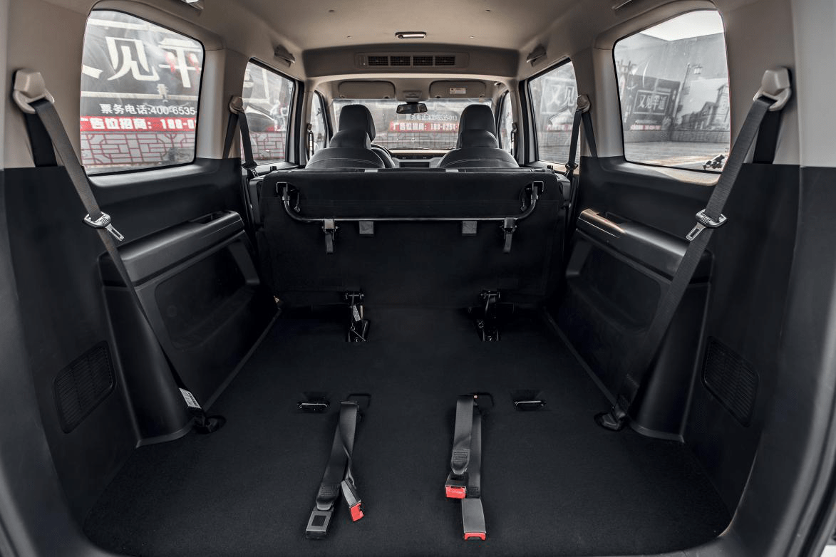 五菱宏光plus空间大更实用7万入手成为回本神器