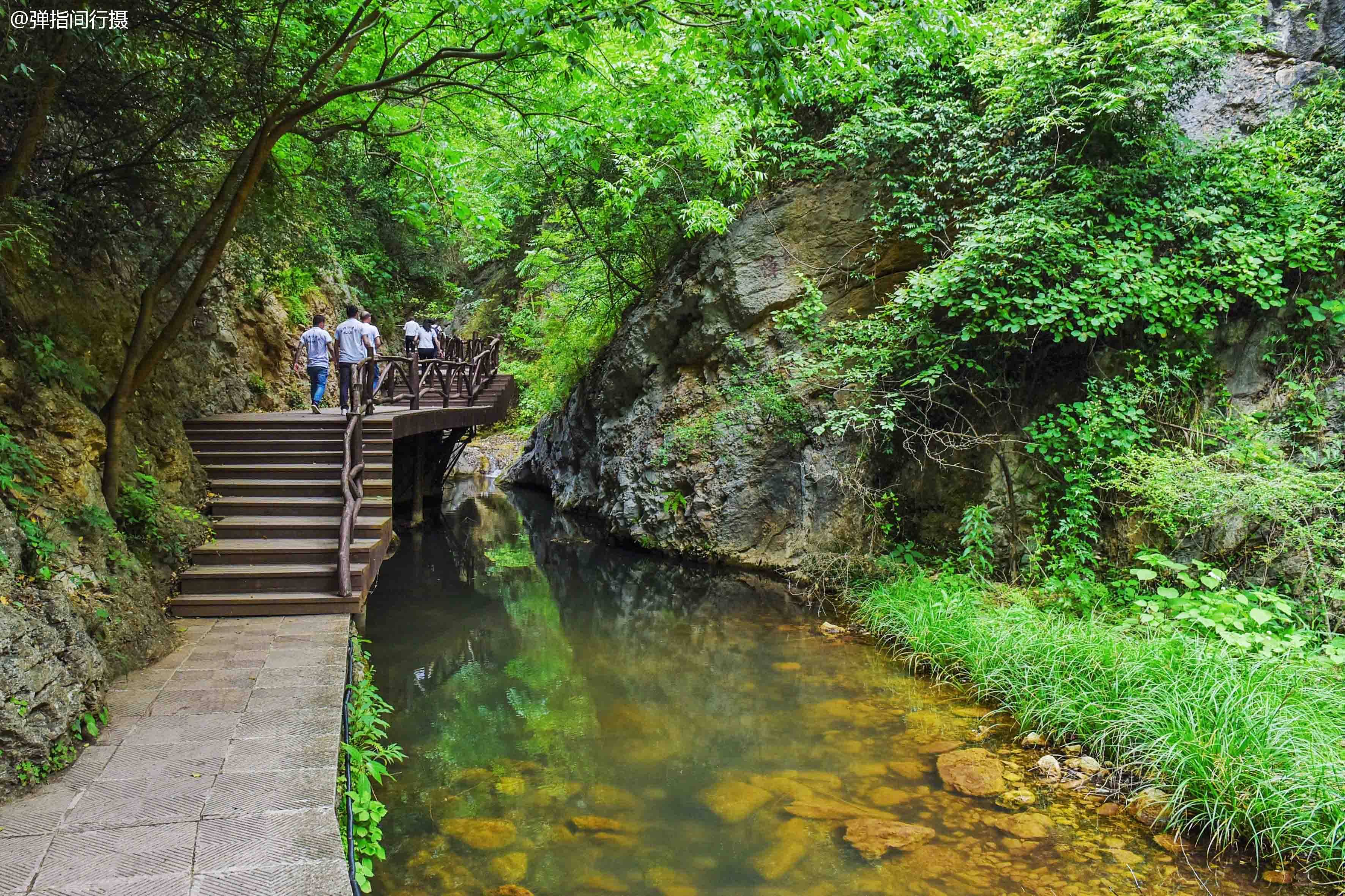 豫鄂陕三省交界处,藏着河南最美山谷,曾是僧人坐禅的隐世仙境_淅川