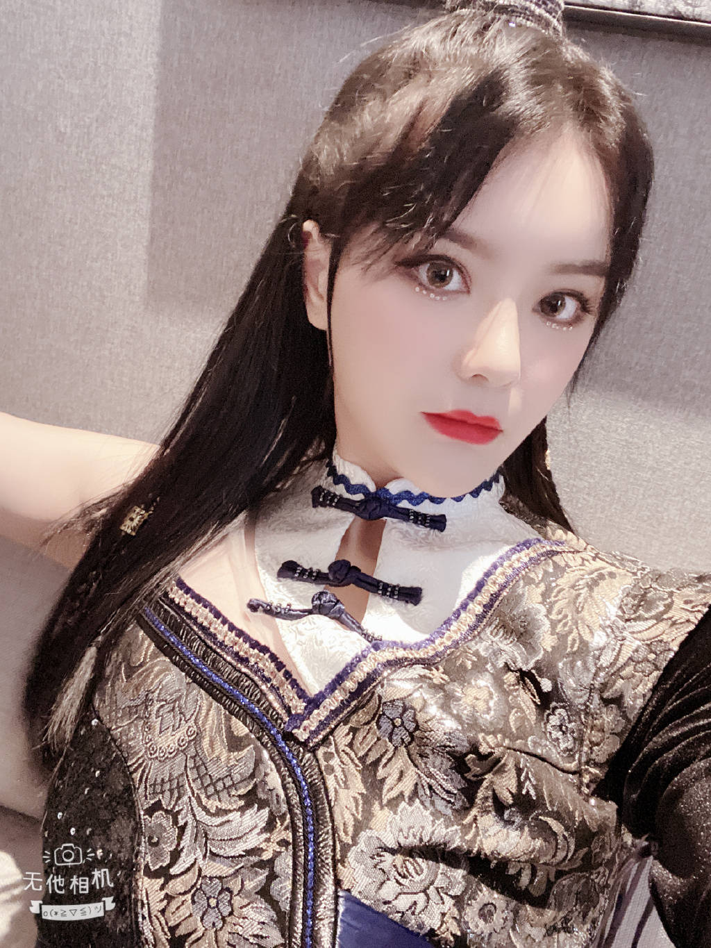 女团sing边丽的图集