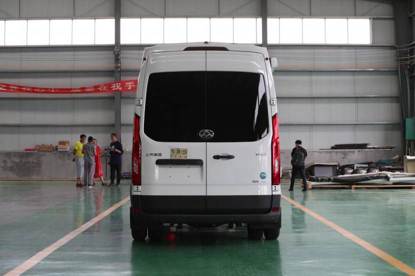 新车发布:鲁道尔大通v90-b型房车"炫颜"上市, 快来围观