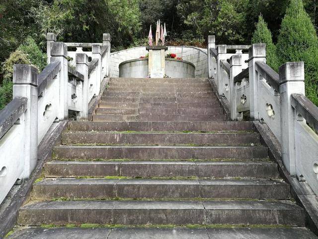 父亲节特稿 | 李清照致信"宰相"救父亲,辛弃疾生气写诗骂儿子