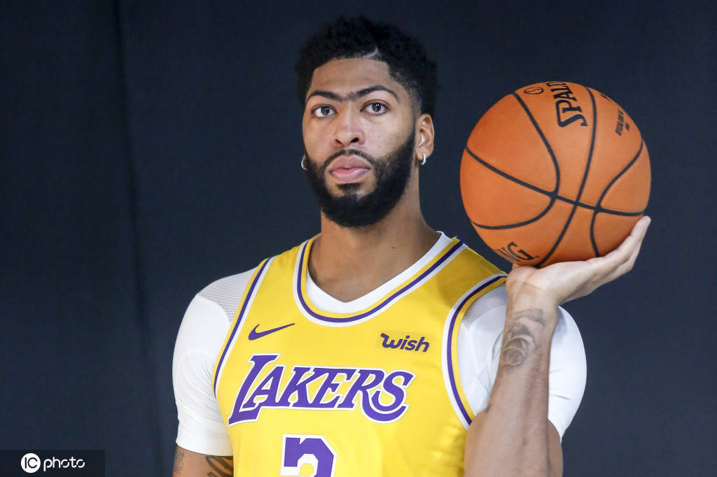 知名经纪人建议浓眉签短约新合同可比照杜兰特模式