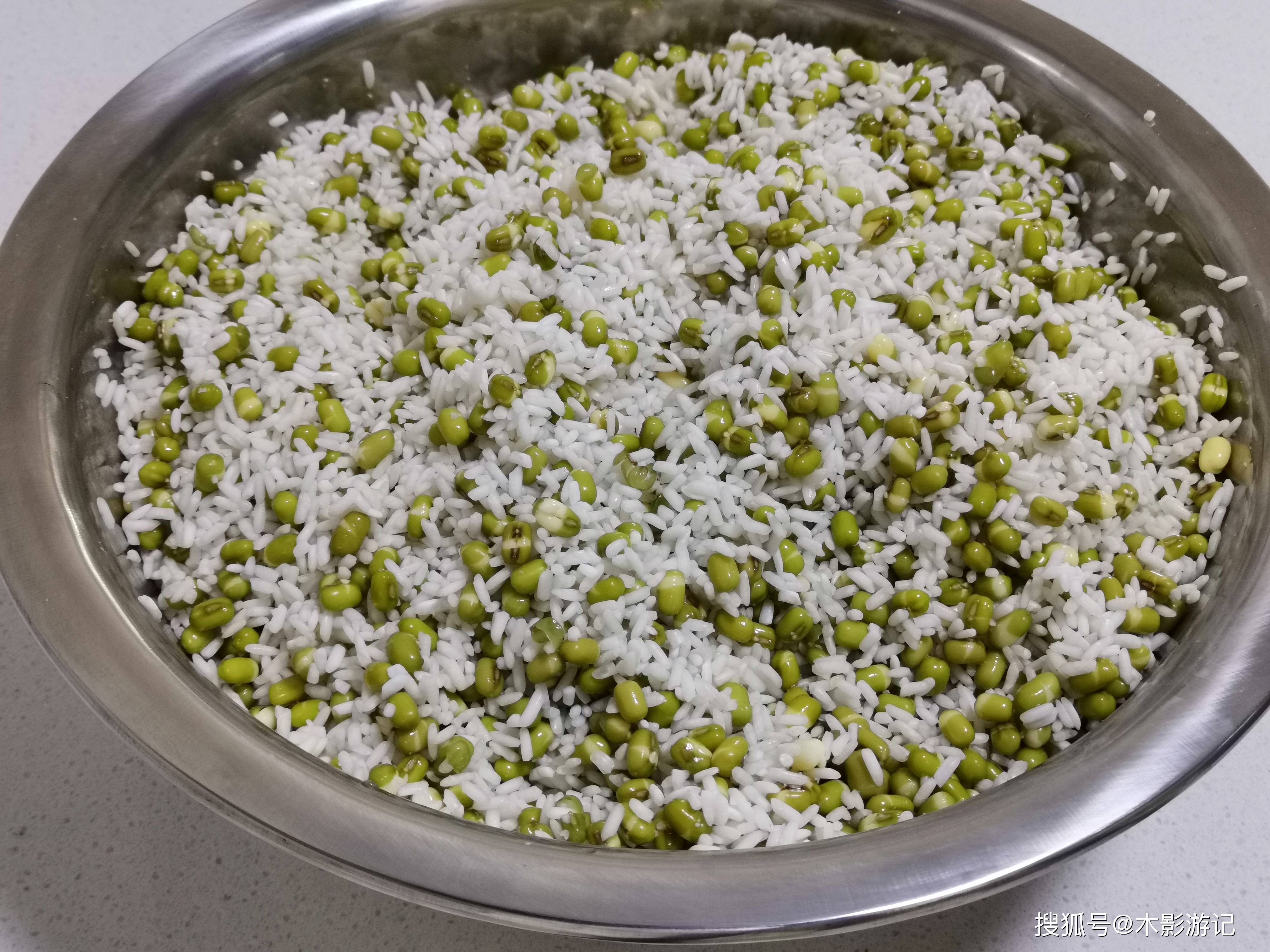 粽子怎么包好看?你会包三角粽还是四角粽?手不够巧,试试模具呗