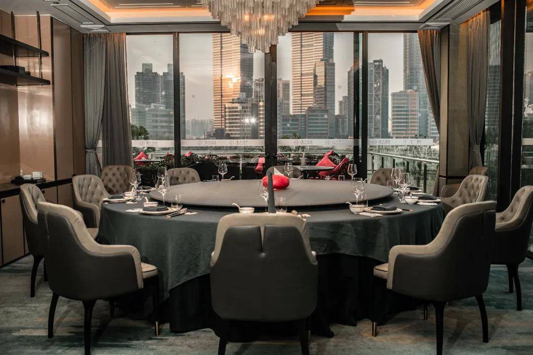 仅8席!藏在滨江的淮扬私宴,餐具都是国宴同款