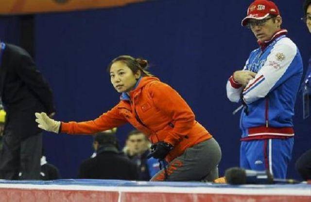 她带领美国队取得冠军,拒唱美国国歌,回国13年成短道速滑教母_李琰