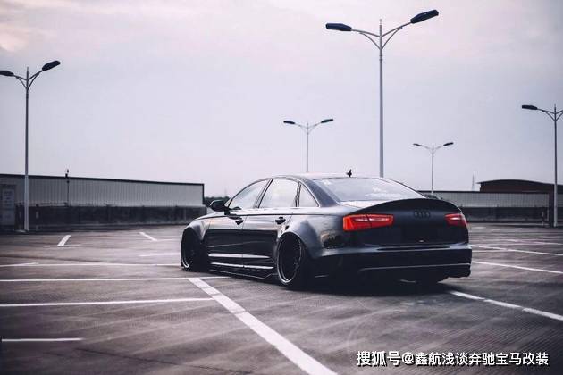 享受那份独有情怀奥迪a6l改装黑武士赤峰鑫航改装诠释西装暴徒的姿态