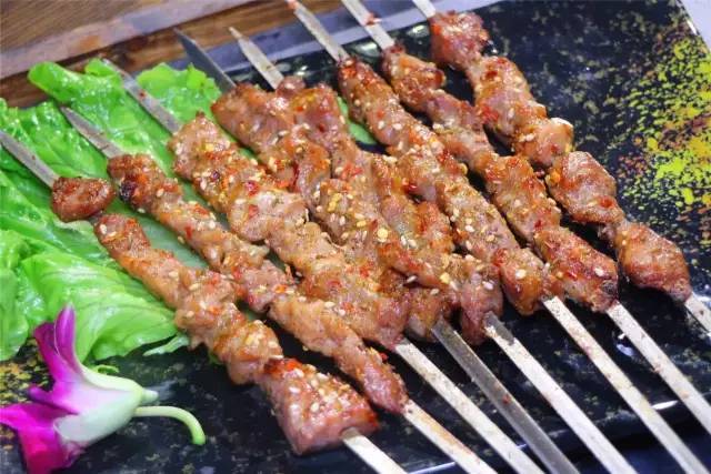 烤羊肉串
