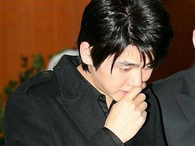 原创还记得《搞笑一家人》的李民勇吗?被封杀后成为开锁工