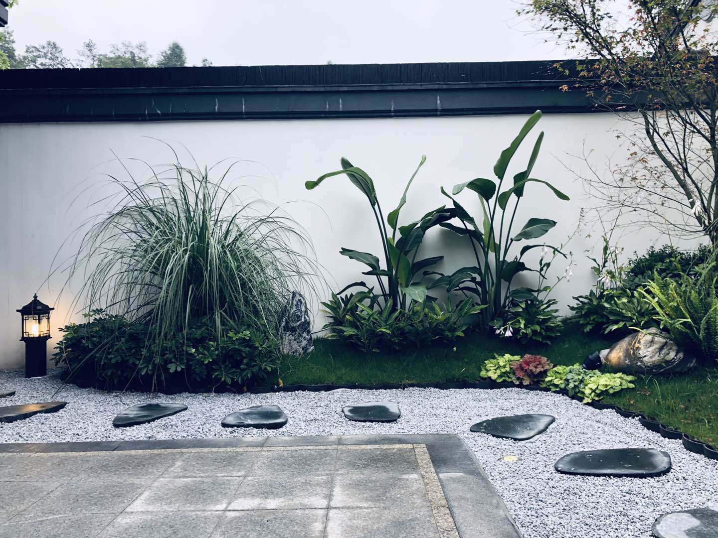 别具一格的水景小花园_庭院