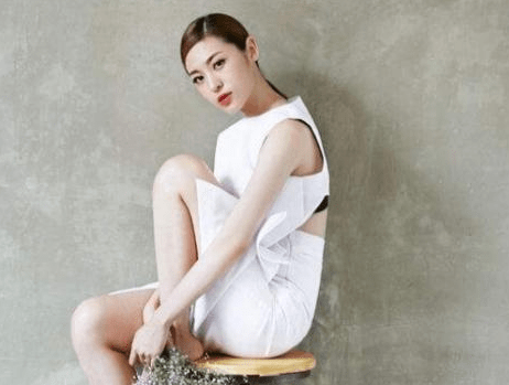 她是林更新的死党,更是赵丽颖的好闺蜜,28岁嫁给了幼儿园同学_周放