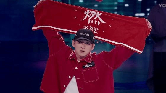 他被称为"hiphop舞界黄景行",难怪可以调教出韩宇这样的徒弟_手机搜狐