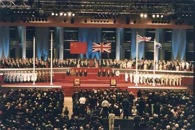 庆祝中国香港回归23年1997年回归老照片揭露