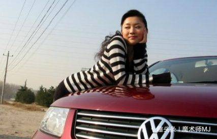 原创她是央视主持人,气质很好,如今38岁依然单身
