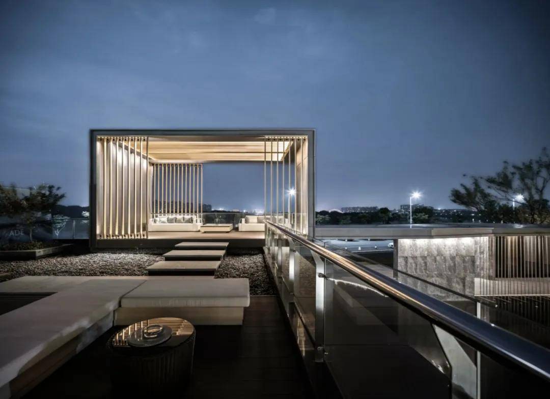 悬浮之镜江湾半岛艺术馆