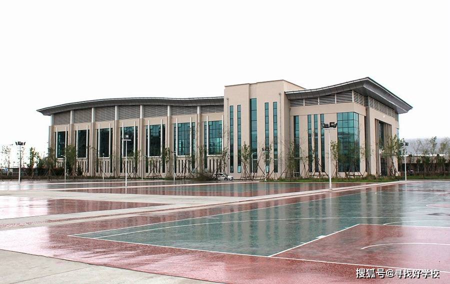 双鸭山市第一中学被称为第一高中到底有怎样的过人之处