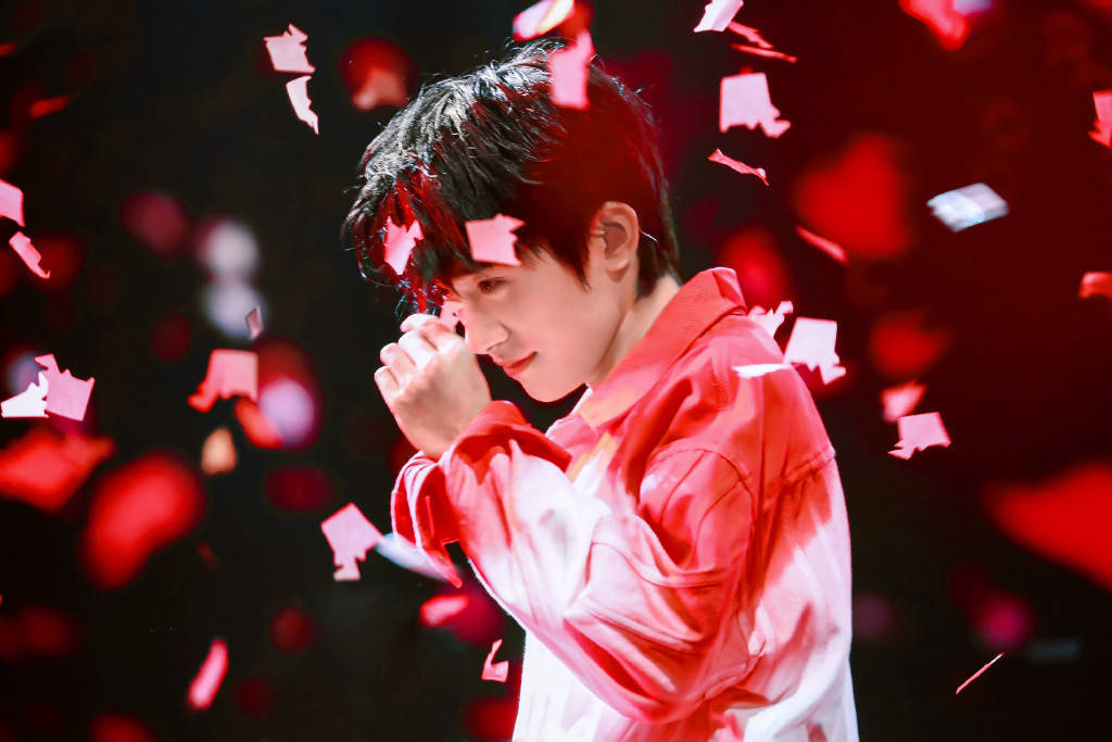 原创《少年之名》终于开播!易烊千玺担任飞行导师,却被选手"吓到"?