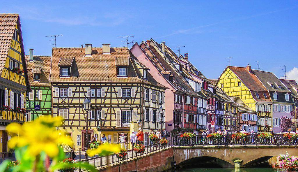 云旅游:盘点欧洲最美的街道,仿佛打翻了油彩,让人眼花缭乱!_建筑