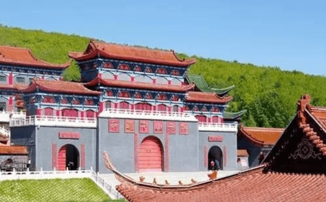 值得一提的是,双鸭山市迄今为止也有着悠久的历史了,曾经是挹娄王国