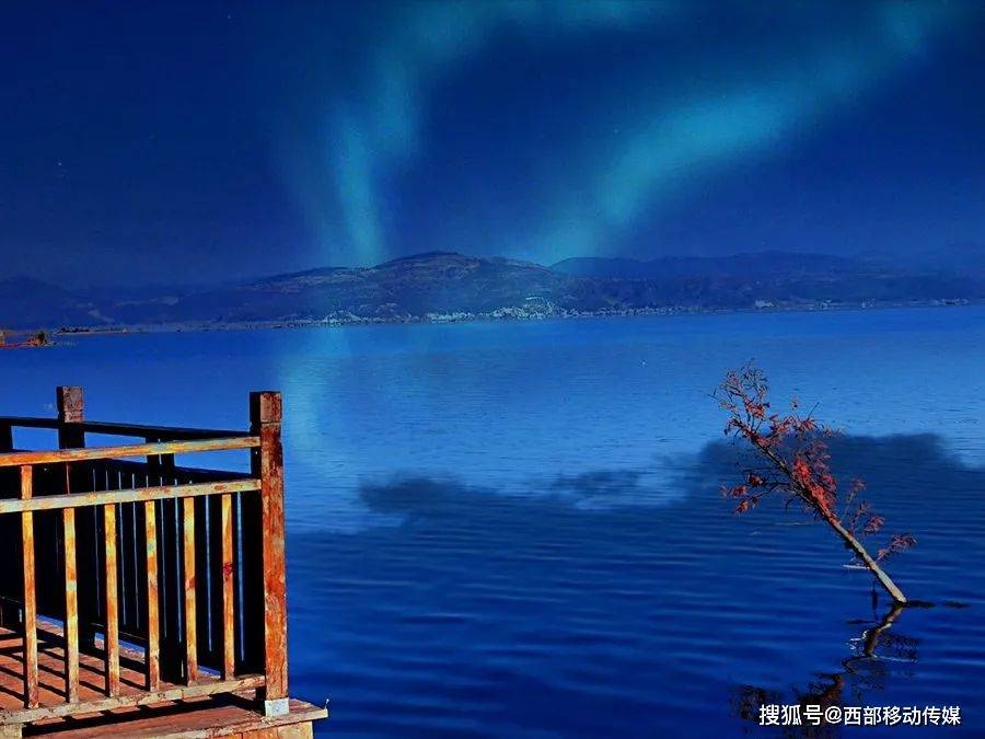 盈盈百里湖光美一湖碧水锁轻烟就是星云湖的神韵