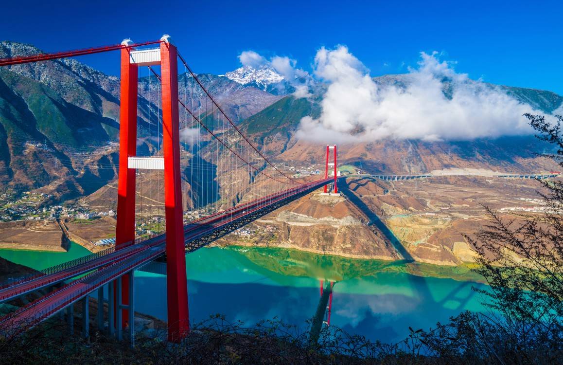 cctv《探索·交通》之飘向高原的哈达——雅康高速