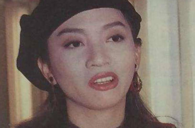 成龙下跪只为哄她开心两次抢夺梅艳芳男友堪称最强小三