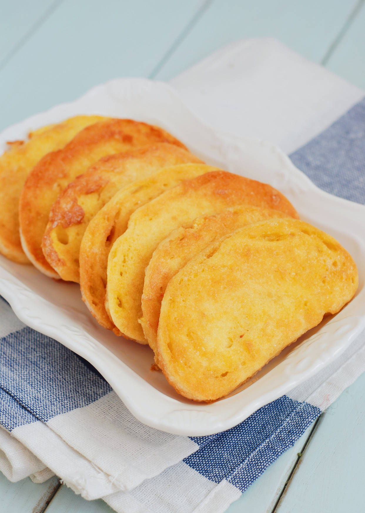 2个馒头2个鸡蛋,5分钟煎一盘,满满的儿时味道,家里小孩超爱吃