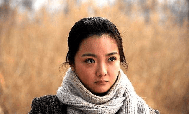 可能很多人没有听说过他的名字,但提起《完美关系》中的"渣男"崔英俊