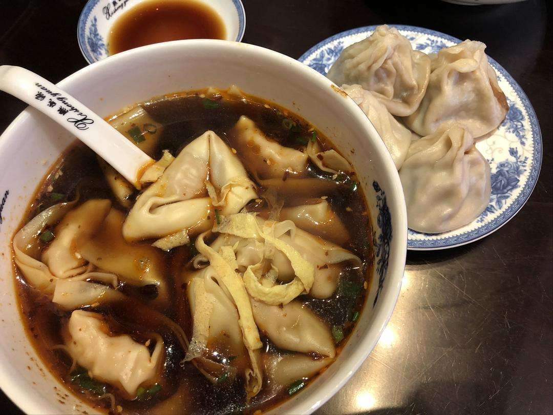 原创馄饨,抄手,云吞之间到底有什么区别?很多人不懂,还闹出了笑话