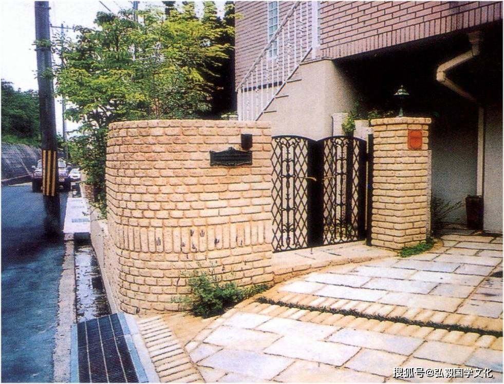 浅色素材打造高雅门庭温馨有趣的花园设计