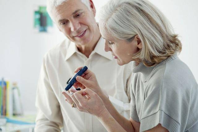 症状|糖尿病患者出现这6个症状，说明病情已加重，赶紧看医生