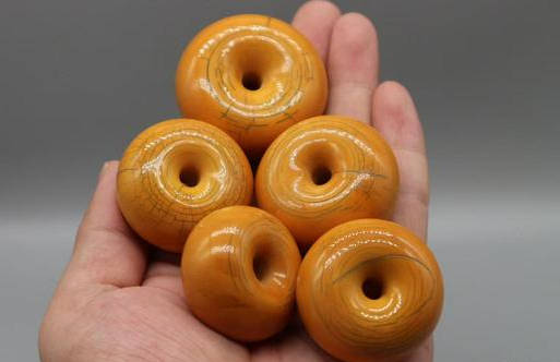 商家炒作猛犸象牙原皮的皮色原来是这样啊!非常震惊!