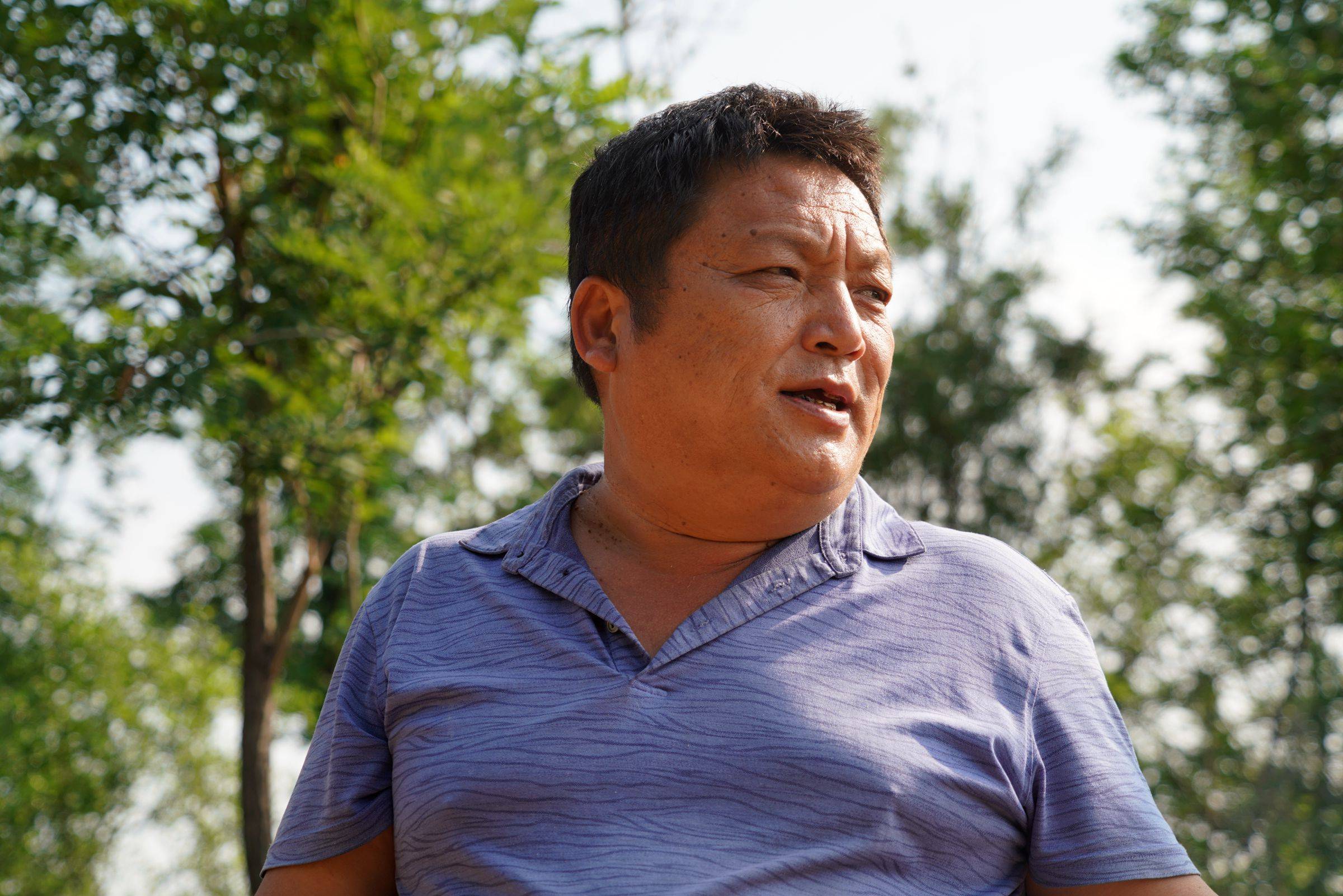 山西中年农民深山养"山鸡",生意火爆想吃要排队,咋回事_大哥