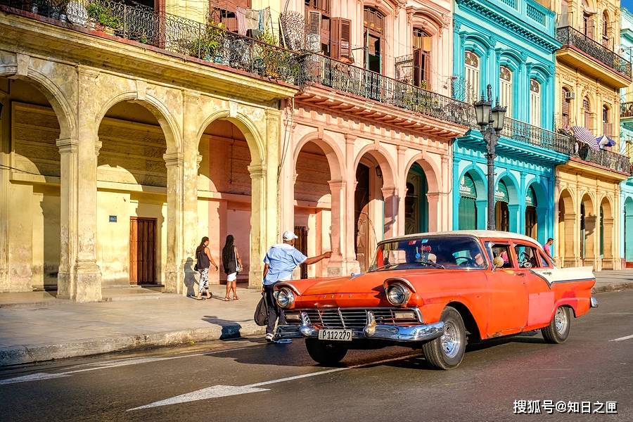 复古的建筑和五颜六色的诱人气息!去哈瓦那旅游的8个景点推荐!_广场