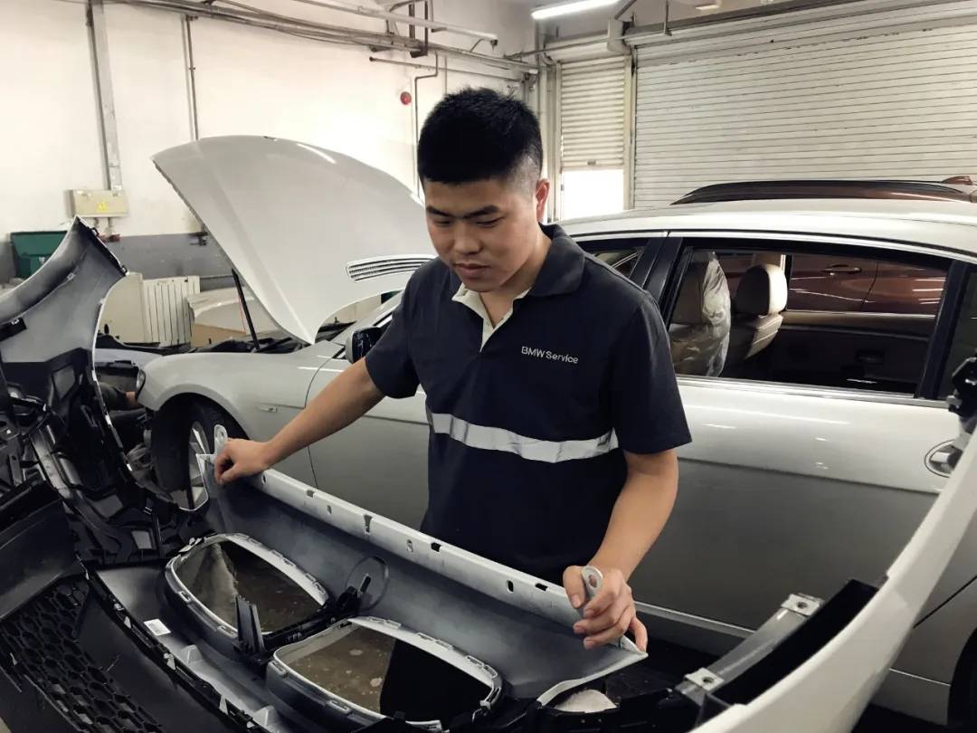 热爱 坚持 感恩——访天宝金牌钣金技师石墩